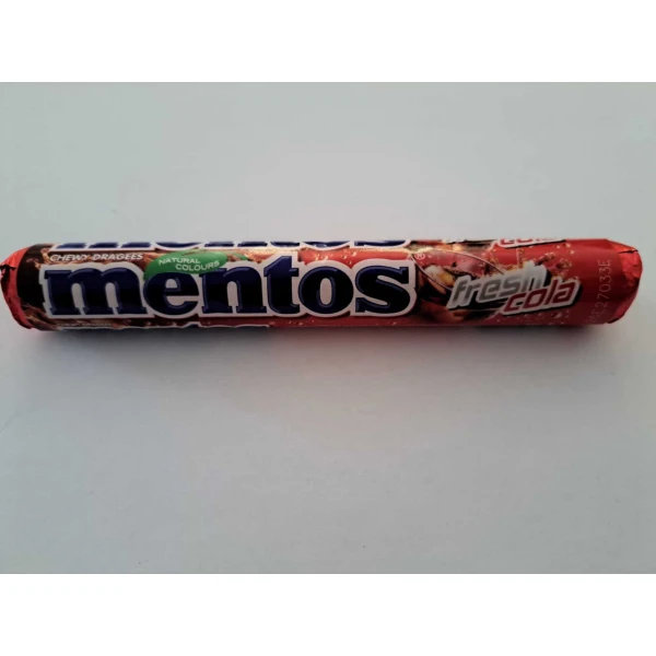 Mentos Cola